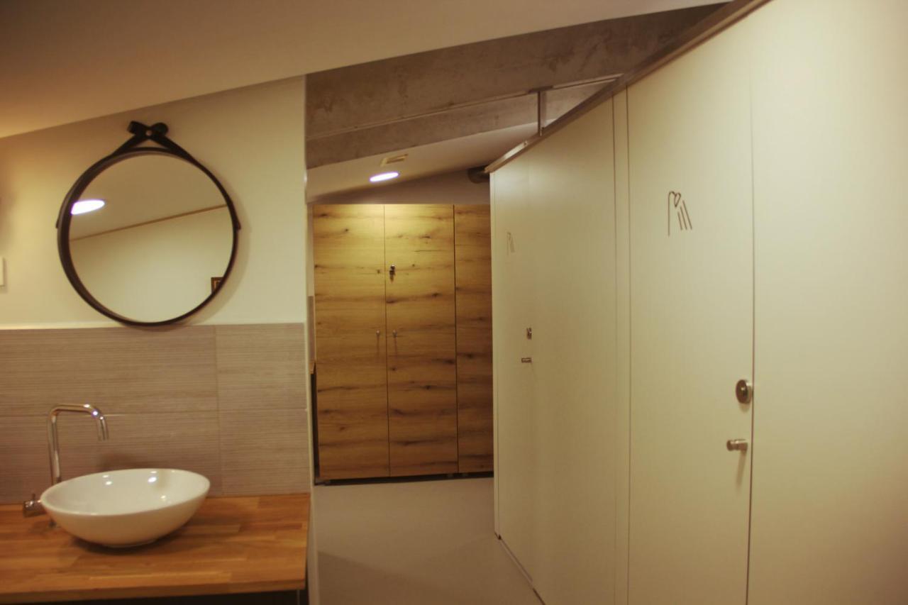Garage Hostel Nova Gorica Extérieur photo
